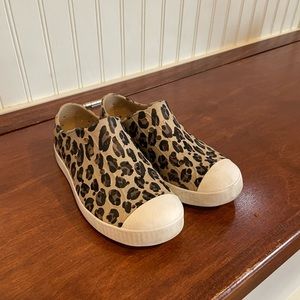 Leopard native shoes size c11